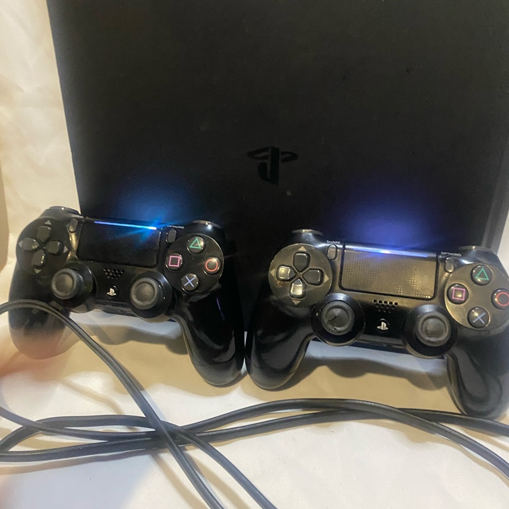PS4 Slim (Working) - Picture 3 of 5